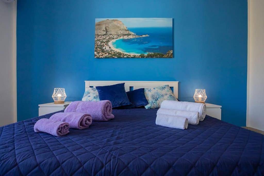 Appartamento intero, Two-Bedroom Apartment in Casteldaccia, Provincia di Palermo