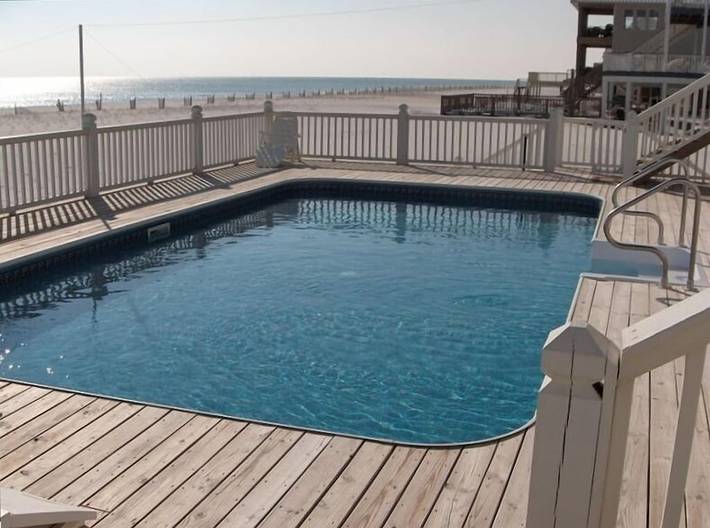 Vacation house for 13 people, with balcony and pool in 