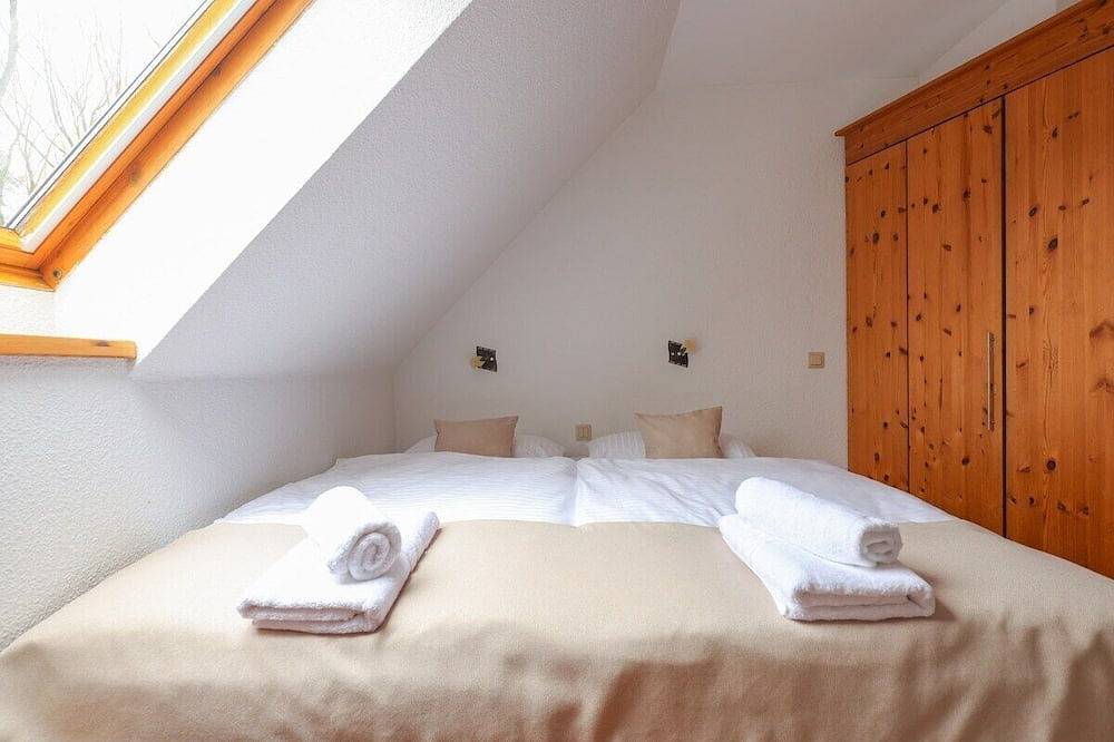 Ganze Wohnung, 4 Personen Apartment im Grünen in Berlin Hakenfelde, Berlin