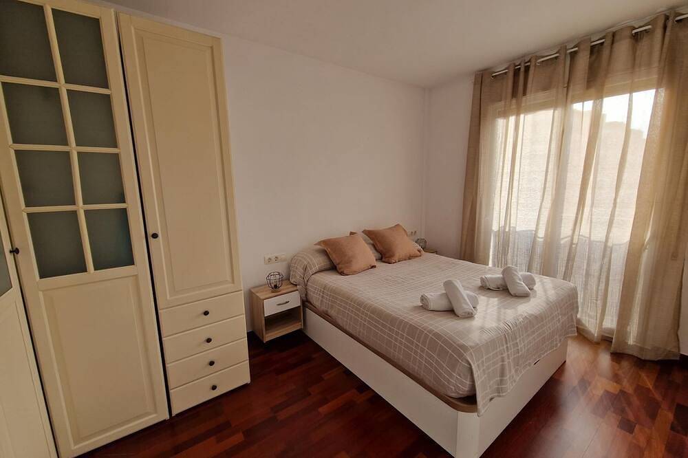 Entire apartment, El Atico de Sabadell muy cerca del centro in Sabadell, Barcelona Inland
