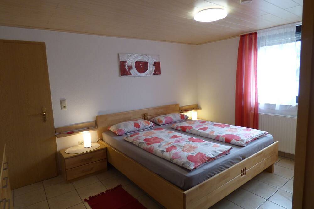 Ferienhaus Sylvia beim Waldrand in der Einöde Krachershöhe in Gößweinstein, Frankenalb