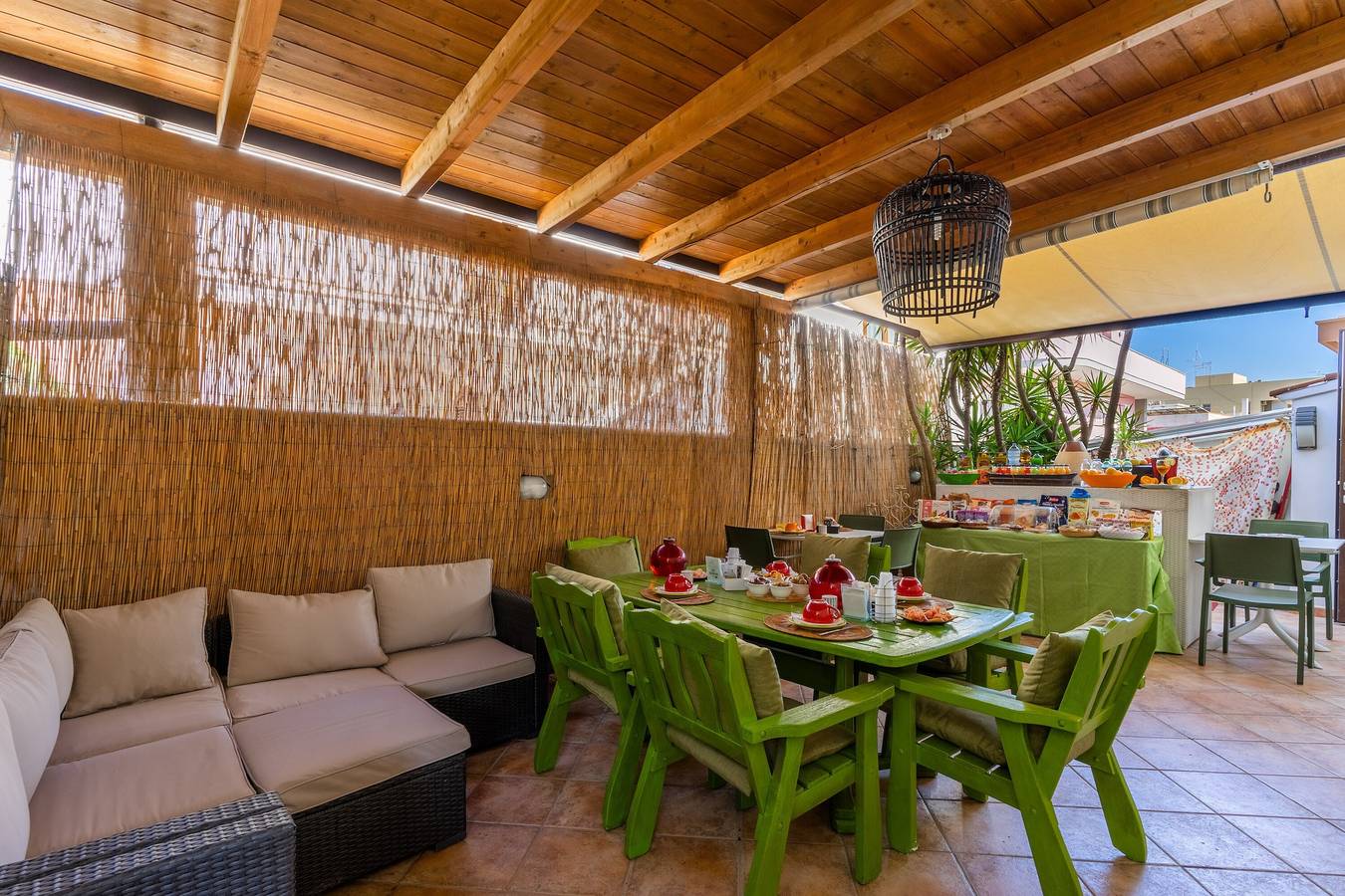 Casa vacanze 'Mini Appartamento Verde' con giardino, 2 terrazze e Wi-Fi in Gallipoli, Golfo di Taranto