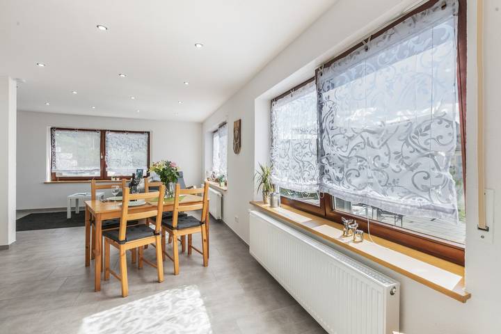 Ganze Wohnung, Ferienwohnung An der Kapelle - Bergblick / Massage / Rheinblick / Garten / Terrasse / Wlan / Modern in Rickenbach, Südschwarzwald