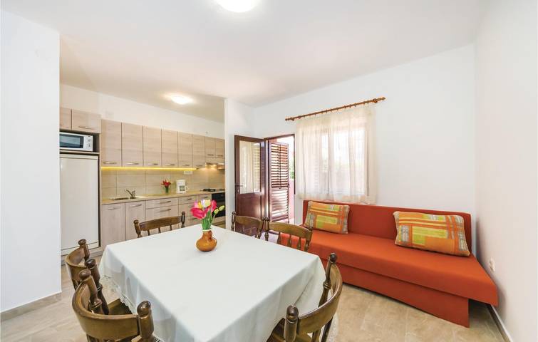 Ferienhaus für 12 Personen, mit Terrasse in Privlaka - 3