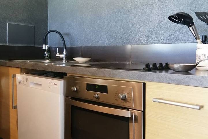 Gîte pour 4 personnes, avec jardin à Vacqueyras - 2