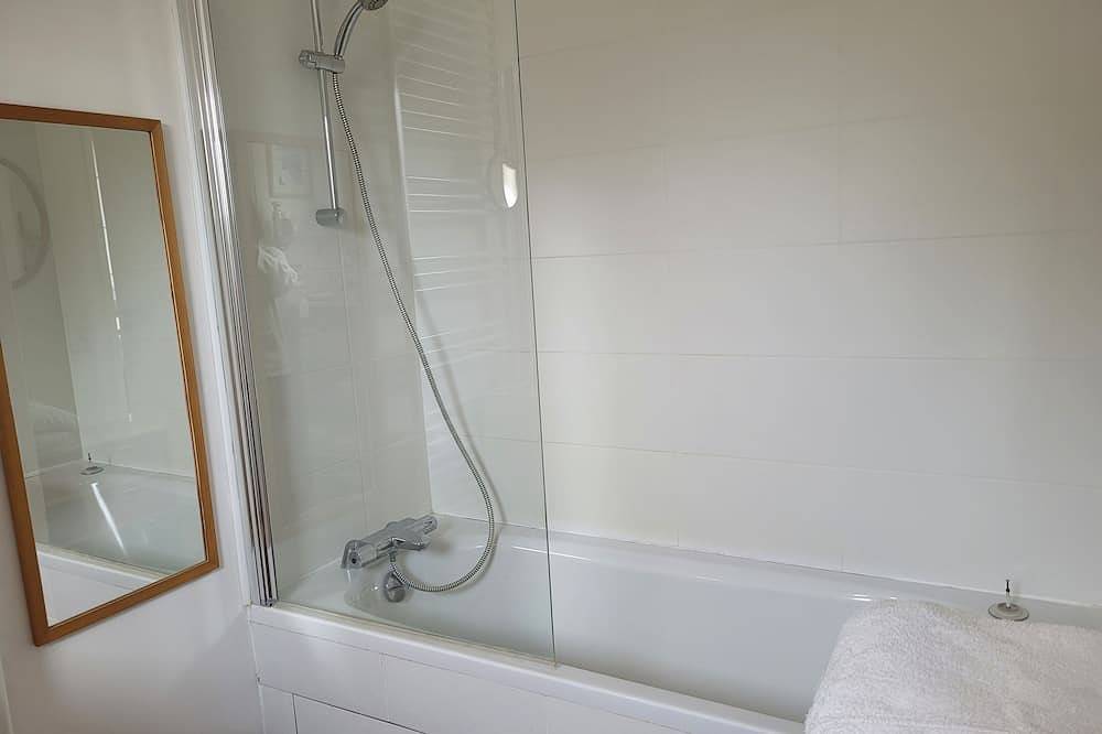 Entire apartment, Appartement 2 Pièces à 2 pas de Paris à Ivry sur Seine in Ivry-sur-Seine, Val-de-Marne