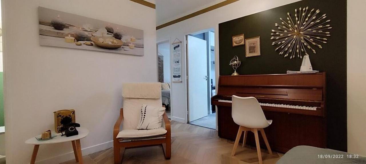 Appartement entier, Jacuzzi 130m 6-8 pers à 15mn Bx tramc la campagne en centre ville 5 in Villenave-d'Ornon, Région de Bordeaux