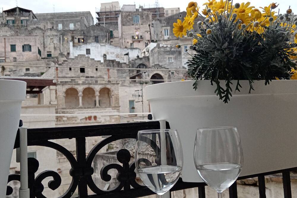 Ganze Wohnung, Roots - The window in the Sassi in Matera, Piana del Metaponto