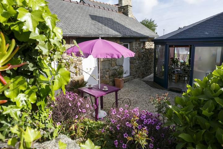 Gîte pour 2 personnes, avec Terrasse et Jardin dans Port le Goff