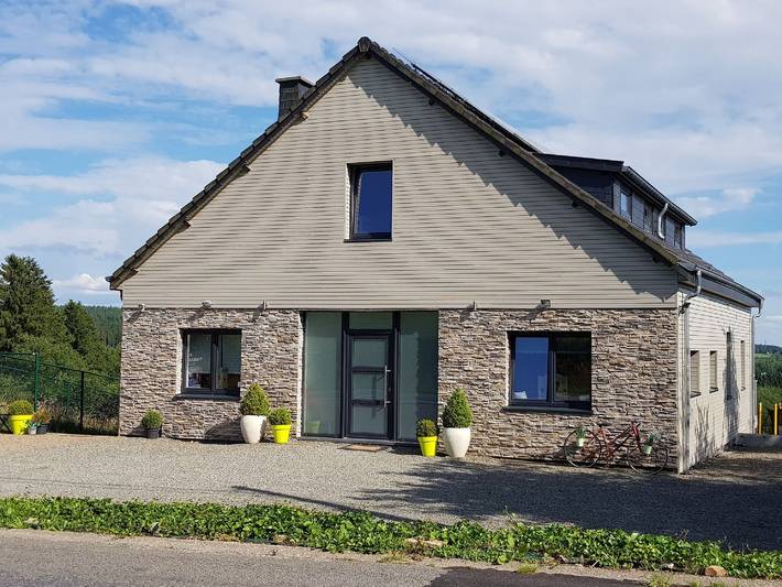 Maison de vacances pour 15 personnes, avec terrasse et sauna à Stavelot
