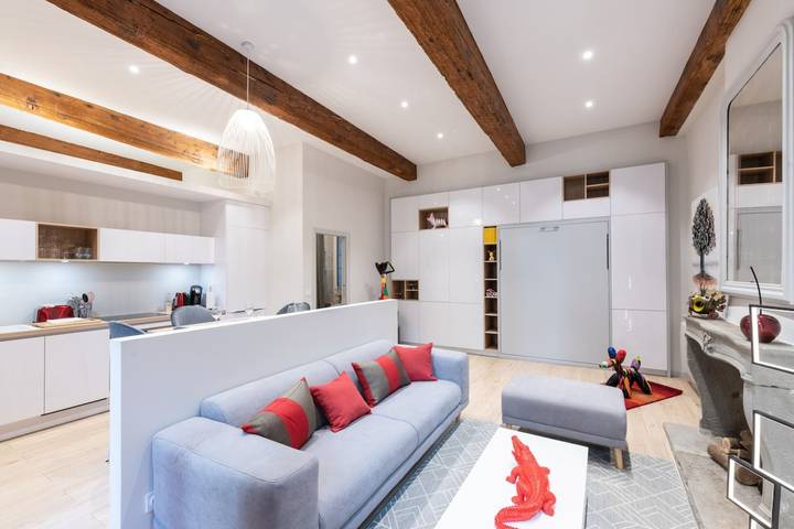 Gîte pour 4 personnes dans Office De Tourisme Lac D Annecy Rive Plein Soleil