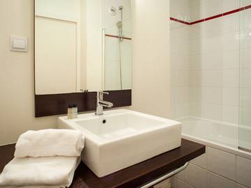 Location De Vacances pour 4 Personnes dans Dinan, Région de Dinan, Photo 3