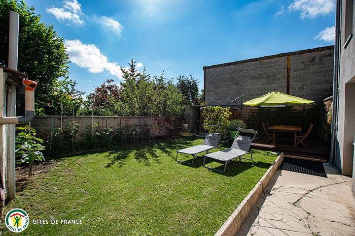 Gîte pour 6 personnes, avec Terrasse à Verzy