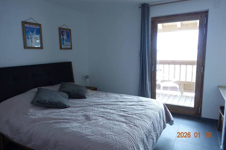 Superbe chalet savoyard 4* pour 15p, neuf avec Spa à 300m des pistes de ski! in Saint-Sorlin-d'Arves, Région de Saint-Jean-de-Maurienne