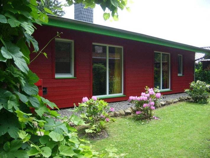 Ferienhaus für 7 Personen, mit Terrasse und Garten in Basedow