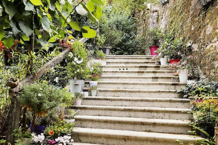 Ganze Wohnung, Completely renovated studio for 4, downtown Salins Les Bains with garden in Salins-les-Bains, Französischer Jura