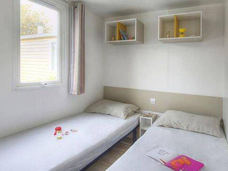 Camping la Vallée - Mobilhome 4 personas - Mobil home | Confort | 2 Dormitorios | 4 Pers | Terraza individual | Aire acondicionado | Tv in Saint-Sauveur-de-la-Mer, Region de Lisieux