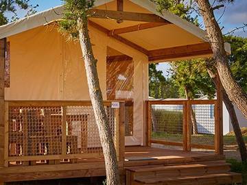 Camping pour 5 Personnes dans Plouescat, Région de Morlaix, Photo 1