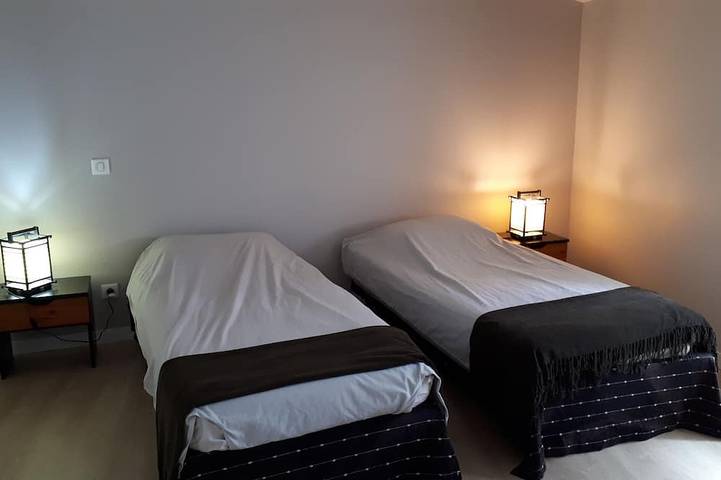 Location de vacances pour 6 personnes, avec terrasse ainsi que piscine et jardin dans Bellefont-La Rauze - 3