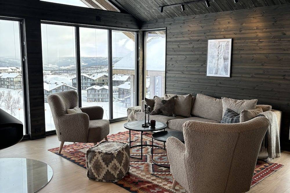 New and modern mountain lodge with panaoramic view, ski inn/out in Geilo, Hol