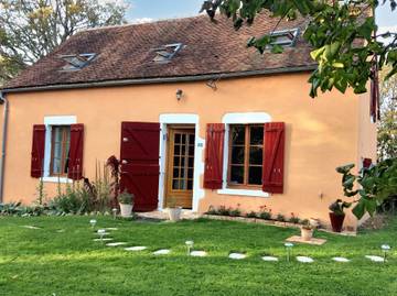 Gîte pour 4 personnes à Dampierre-sous-Bouhy