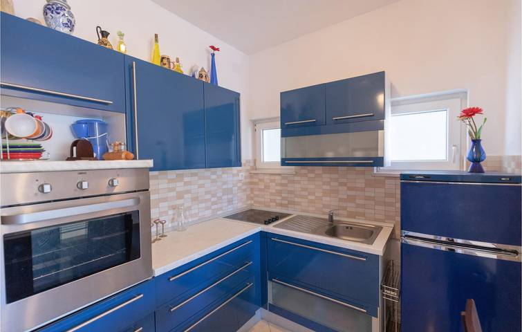 Ganze Ferienwohnung, Apartment mit Meerblick, Terrasse, WLAN und Parkplatz – 1,5 km zum Strand in Klek, Dubrovnik-Neretva