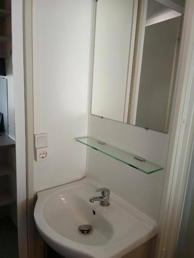 Tente pour 6 personnes, avec vue ainsi que piscine et jardin dans les Pyrénées-Orientales - 2