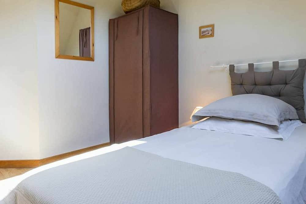 Charme ancien revisité : Gîte spacieux avec grand jardin, équipements complets, près de Guérande. in Mesquer, Côte d'Amour