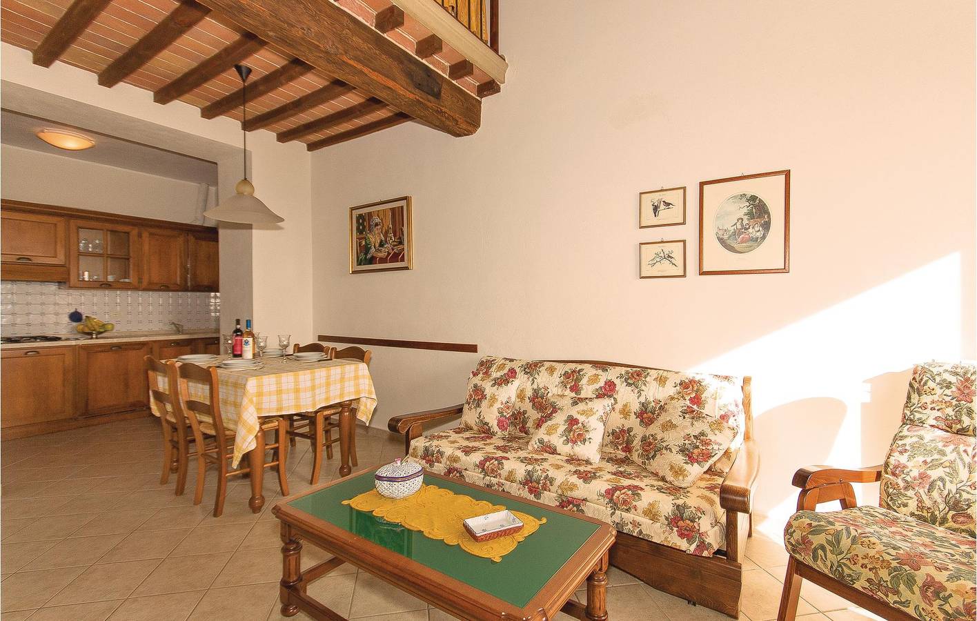 Appartement de vacances entier, Appartement au bord de la piscine à 1,5 km de Pomarance in Pomarance, Riserva Naturale di Monterufoli