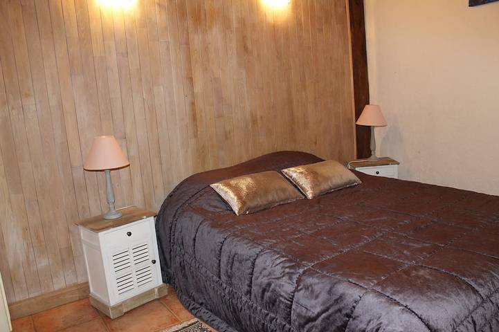 Location de vacances pour 9 personnes, avec jacuzzi ainsi que sauna et jardin à Sainte-Mondane - 3