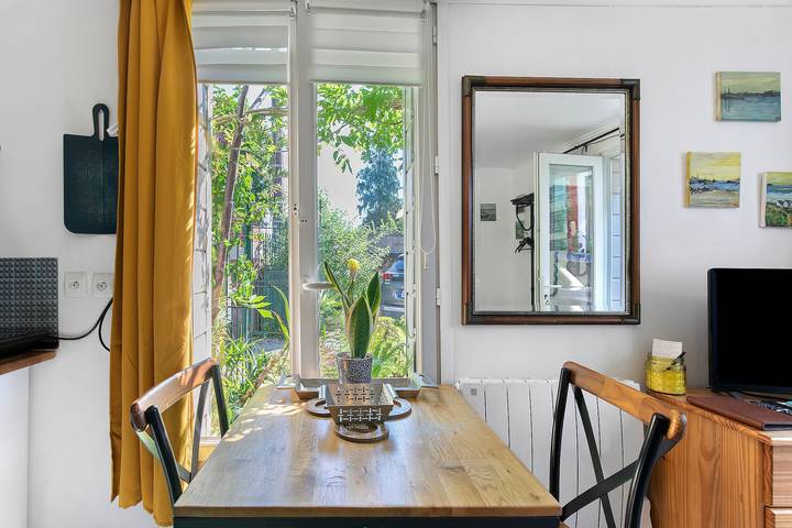 Estudio entero, Estudio «Le P'tit Bécot De Paimpol» con terraza privada, jardín privado y Wi-Fi in Paimpol, Côte de Goëlo