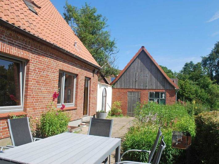 Ganze Ferienwohnung, Gästehaus Rohde - Ferienwohnung Eg in Stadt Glücksburg, Glücksburg