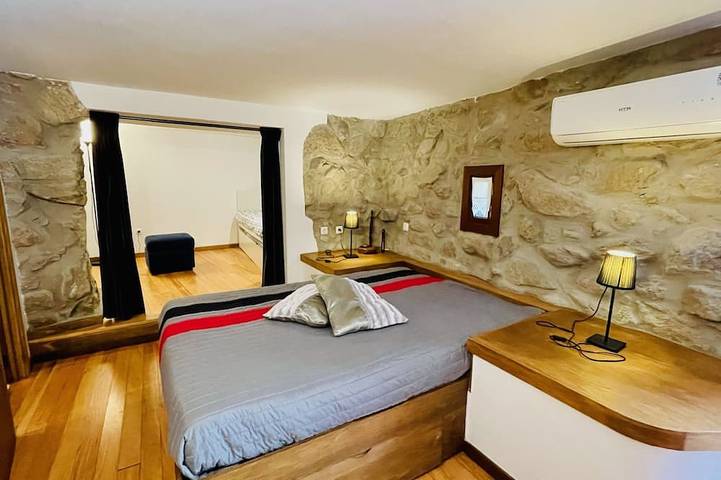 Gîte pour 4 personnes, avec terrasse dans Sistelo - 2