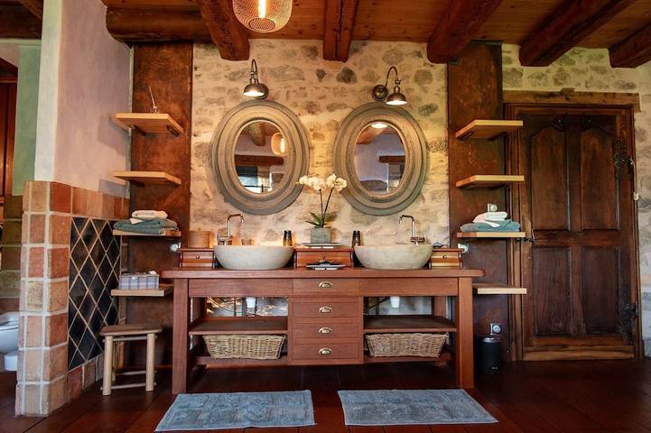 Doppelzimmer-Exklusiv-Ensuite-Bergblick-Suite de charme in Orbey, Regionaler Naturpark Belchen der Vogesen