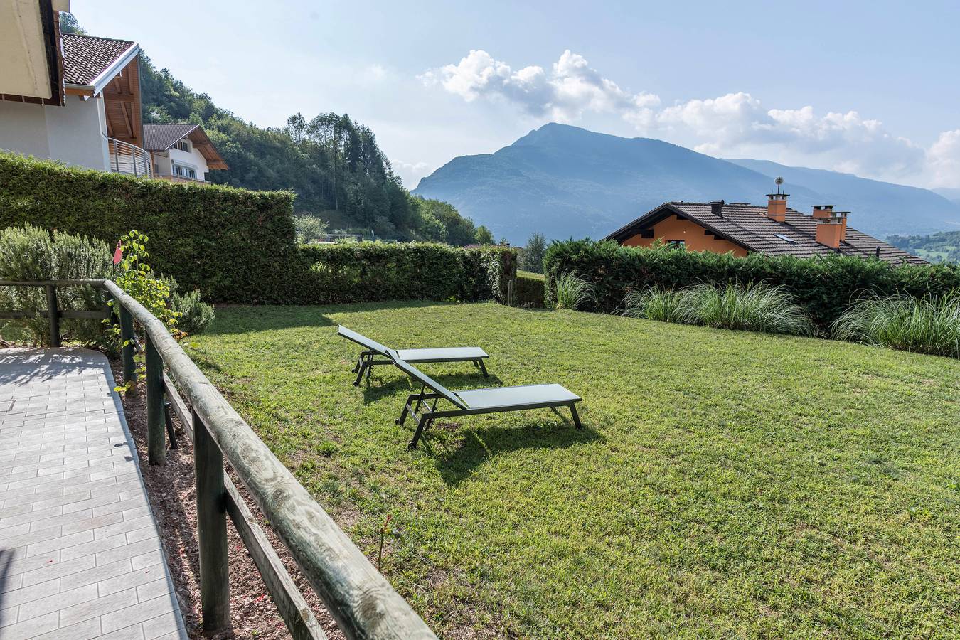 Ganze Wohnung, Ferienwohnung "Dorsino" mit Bergblick, Balkon und Wlan in Dorsino, Brentagruppe