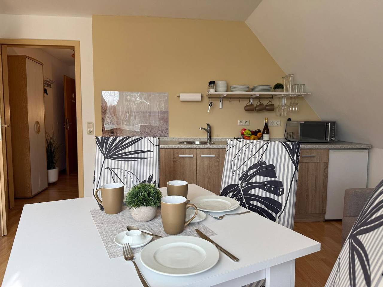 Ganze Wohnung, Komfortables Apartment in der Pension vorm Darß in Neu Hirschburg, Ribnitz-Damgarten