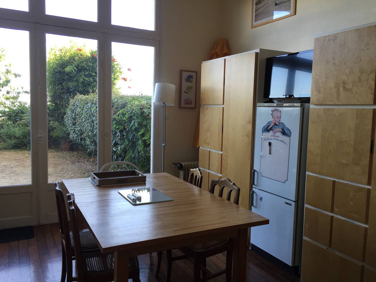 Entire apartment, Beachfront Apartment with Garden and Terrace - Le Pouliguen in Le Pouliguen, Côte d'Amour