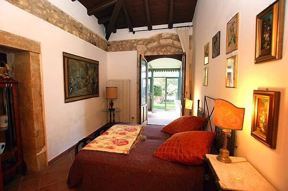 Sizilianisches Landhaus aus dem 19. Jahrhundert - strandnah und mit großem Pool in Isola (Italien), Syrakus