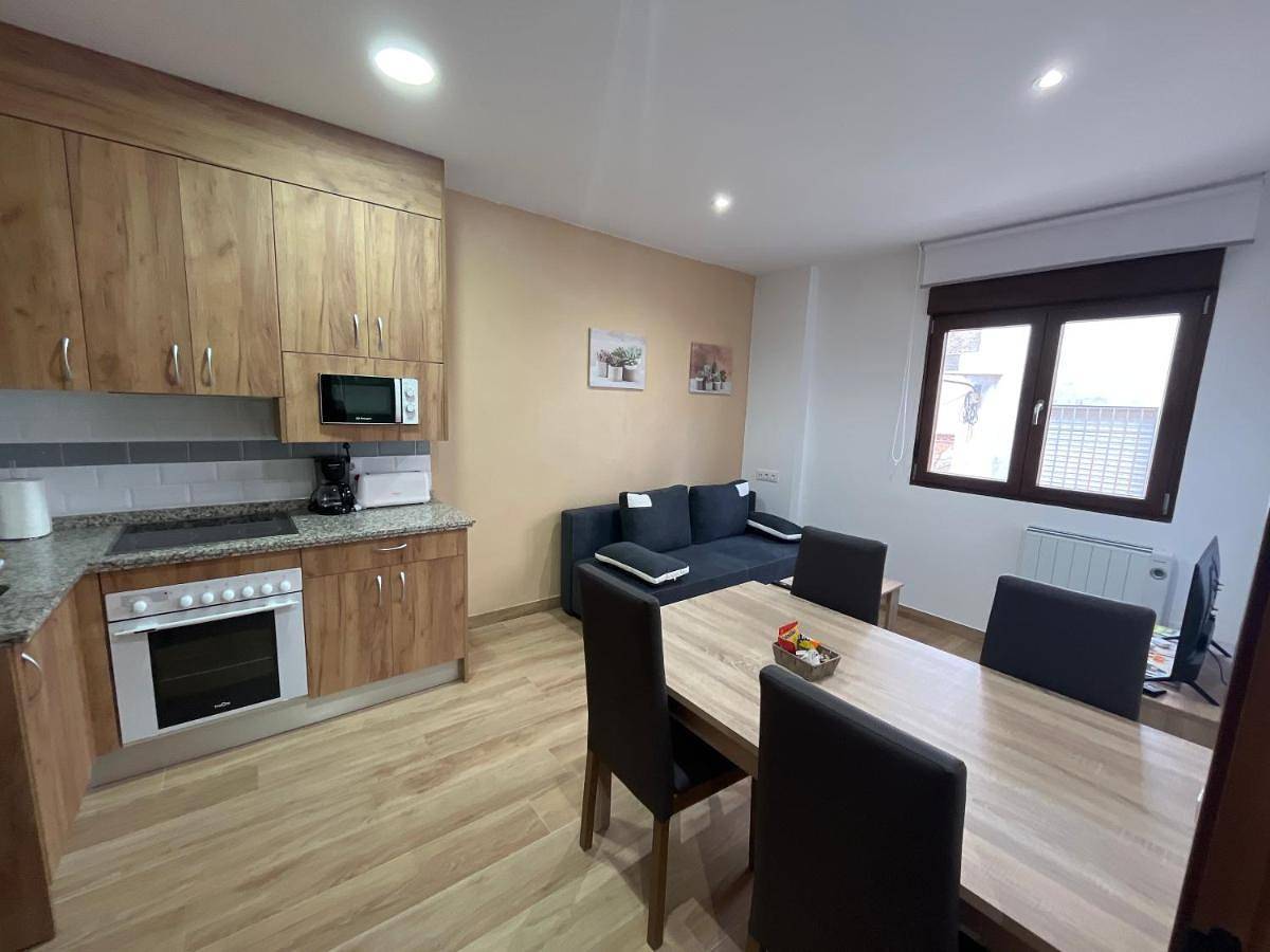 Apartamento entero, One-Bedroom Apartment in Piornal, Valle del Jerte