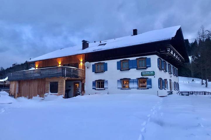 Mehrbettzimmer - Gästehaus Holl - Sommerbergbahnen inklusive in Schattwald, Allgäuer Alpen (Österreich)