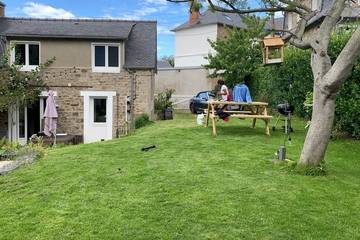 Gîte pour 6 personnes, avec jardin et terrasse dans Plage Longchamp