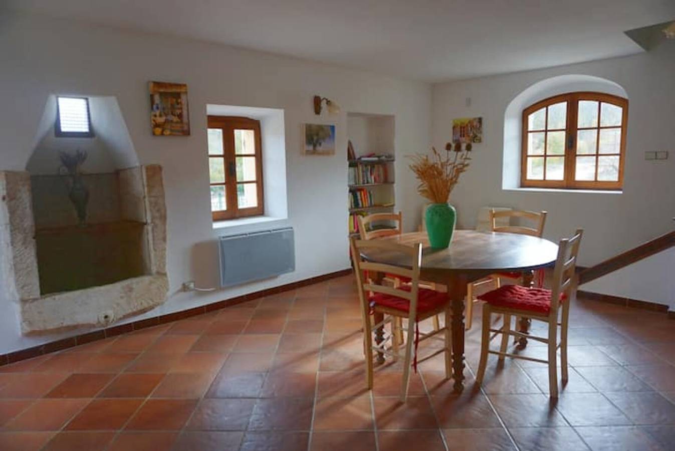 Maison 'La Buisse - Les 2 Gites' mit Bergblick, gemeinsamer Terrasse und Wlan in Simiane-la-Rotonde, Forcalquier und Umgebung