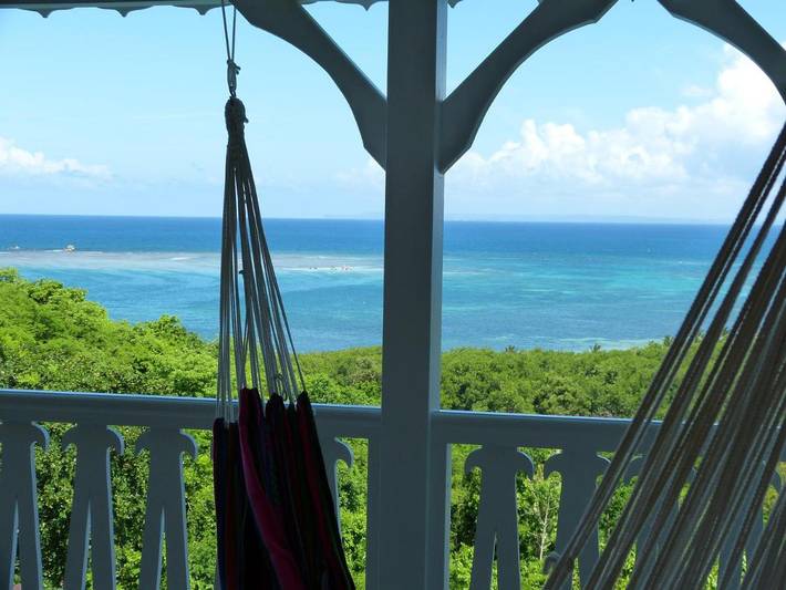 Location de vacances pour 7 personnes, avec piscine ainsi que vue et jardin, adapté aux familles dans Plage des Salines - 4