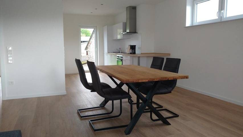 Gîte pour 4 personnes, avec vue et balcon à Perl - 4