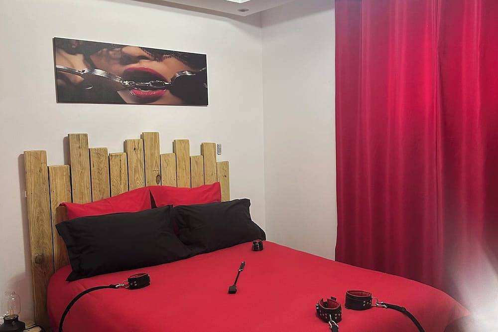 Love room La Maison des Plaisirs in Champigny (Yonne), Yonne