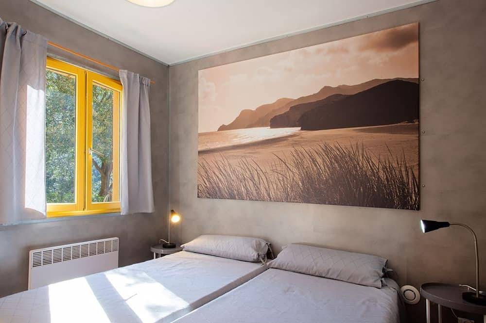 Appartement entier, U Scogliu, charmant studio vu sur maquis ( accessible Pmr ) in Olmeta-di-Capocorso, Cap Corse