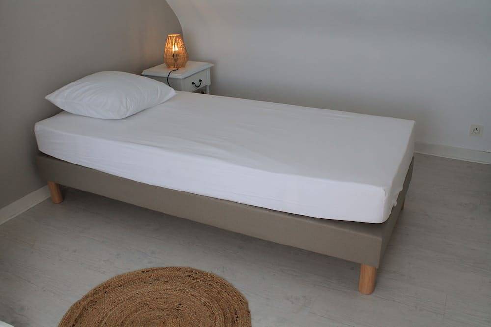 Peaceful house with garden 3 minutes from the beach in Combrit, Quimper und Umgebung