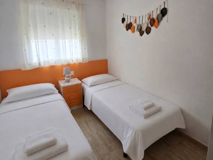 Entire apartment, Stunning penthouse in Xeraco Playa with terrace and parking in Playa Xeraco, Xeraco