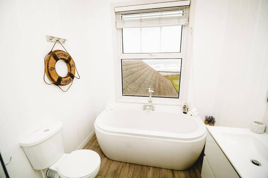 Five-Bedroom House in Walcott, Norfolk Coast