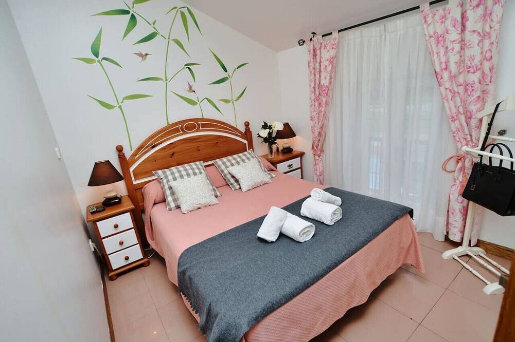 Entire apartment, Apto rural con jardín - Apartamento de Pilar 7000 in Arnuero, Cantabrian Coast